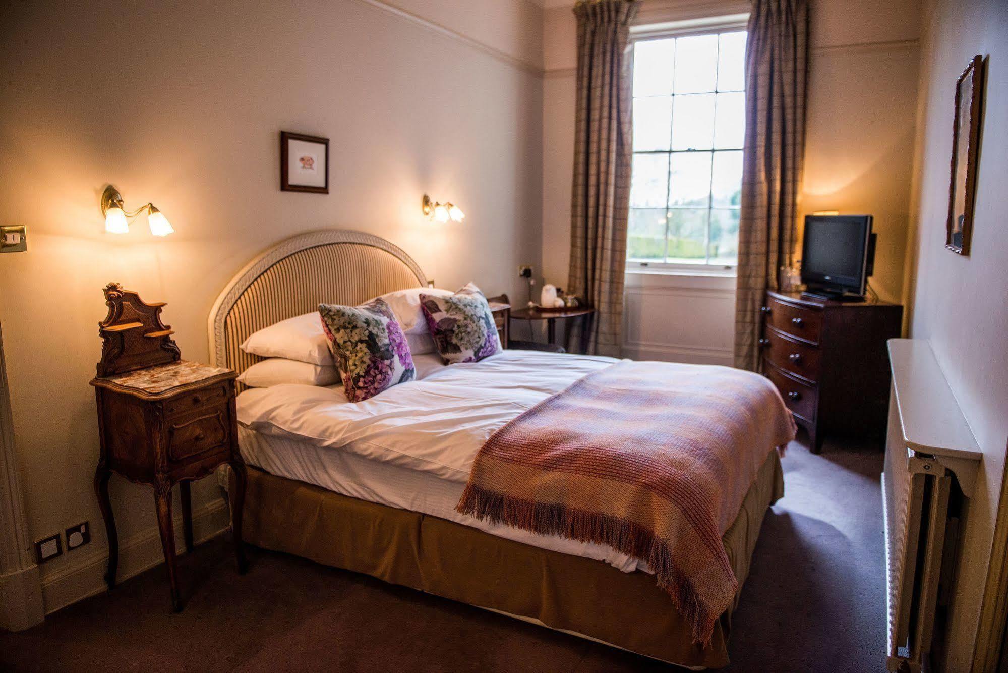 The Elms Hotel & Spa Abberley Экстерьер фото