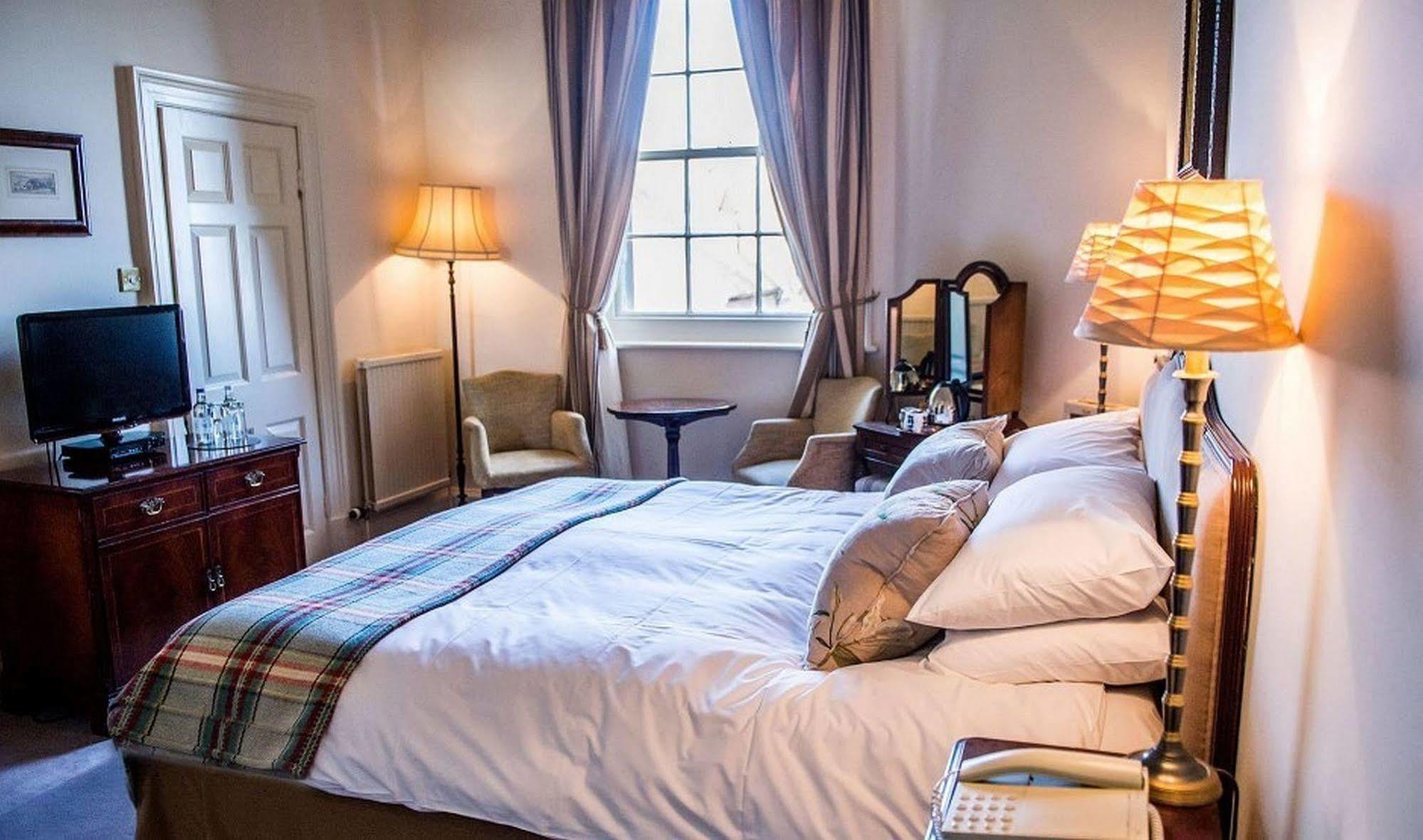 The Elms Hotel & Spa Abberley Экстерьер фото
